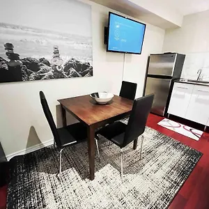 Apartment Beach Studio With Private Detached Bathroom Toronto