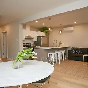 Appartement Explore From Sleek Contemporary By Den, Montréal