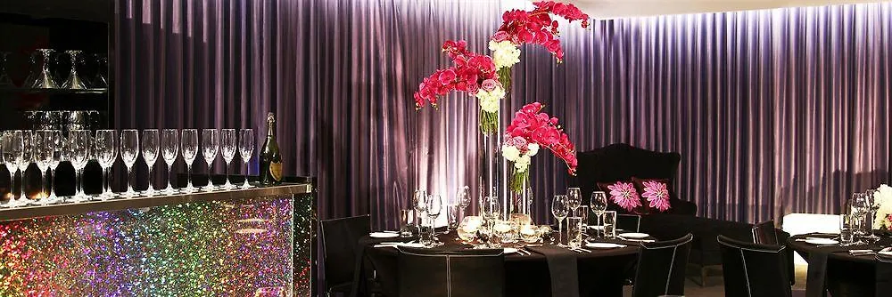 W Montreal Hotel