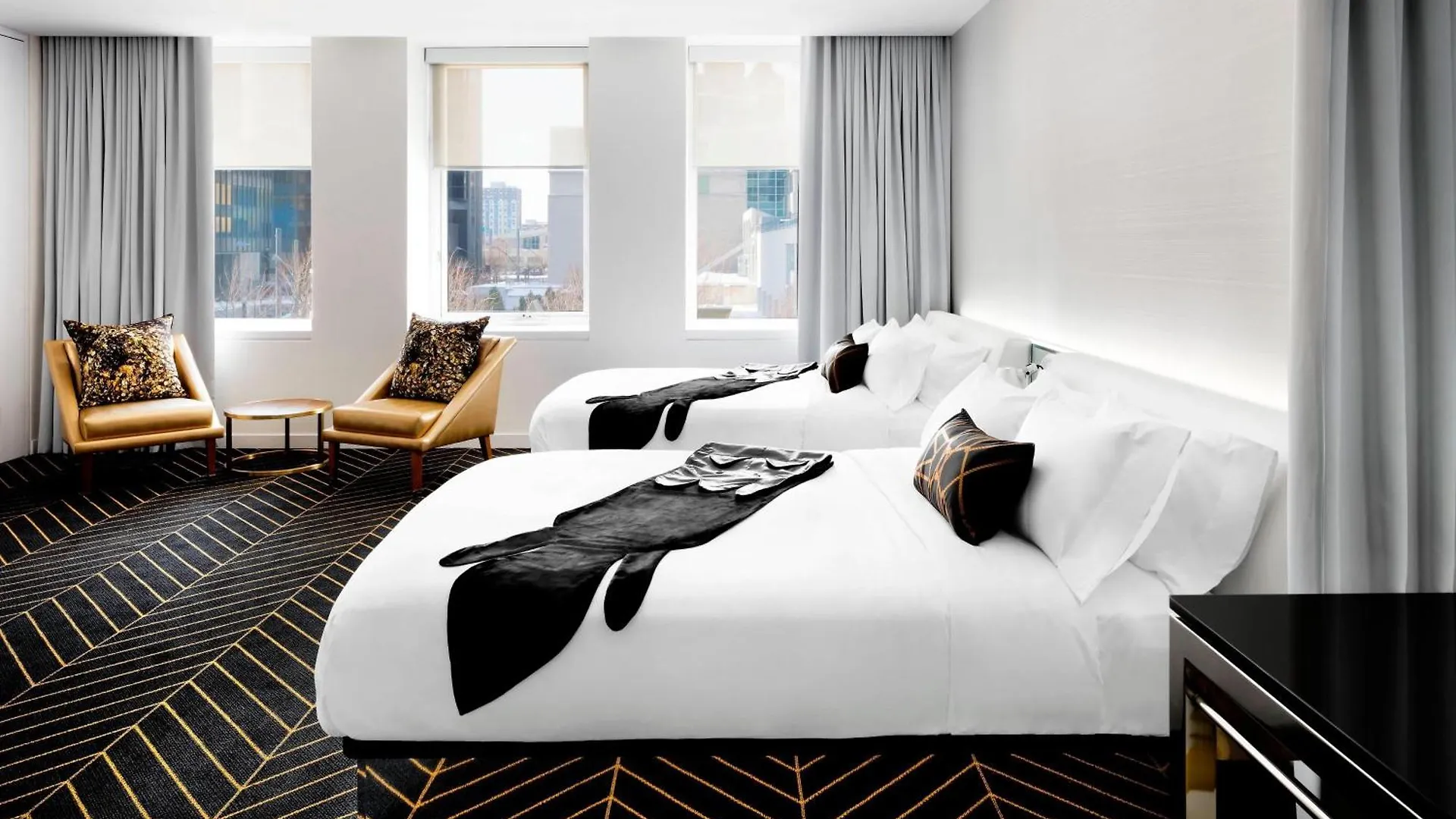W Montreal Hotel Canada