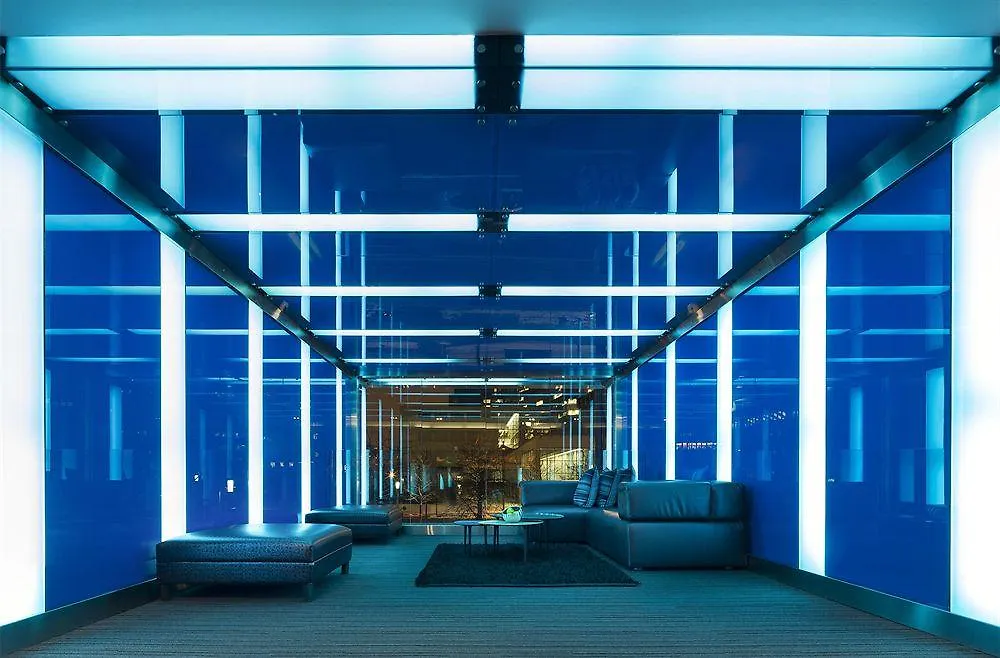 W Montreal Hotel