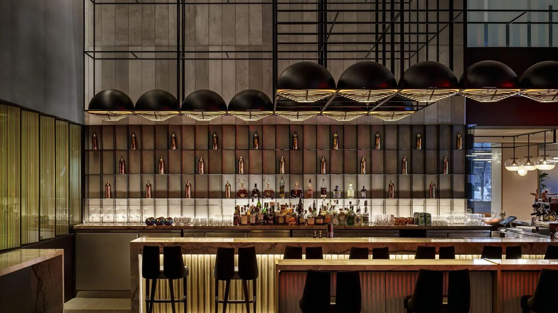 W Montreal Hotel
