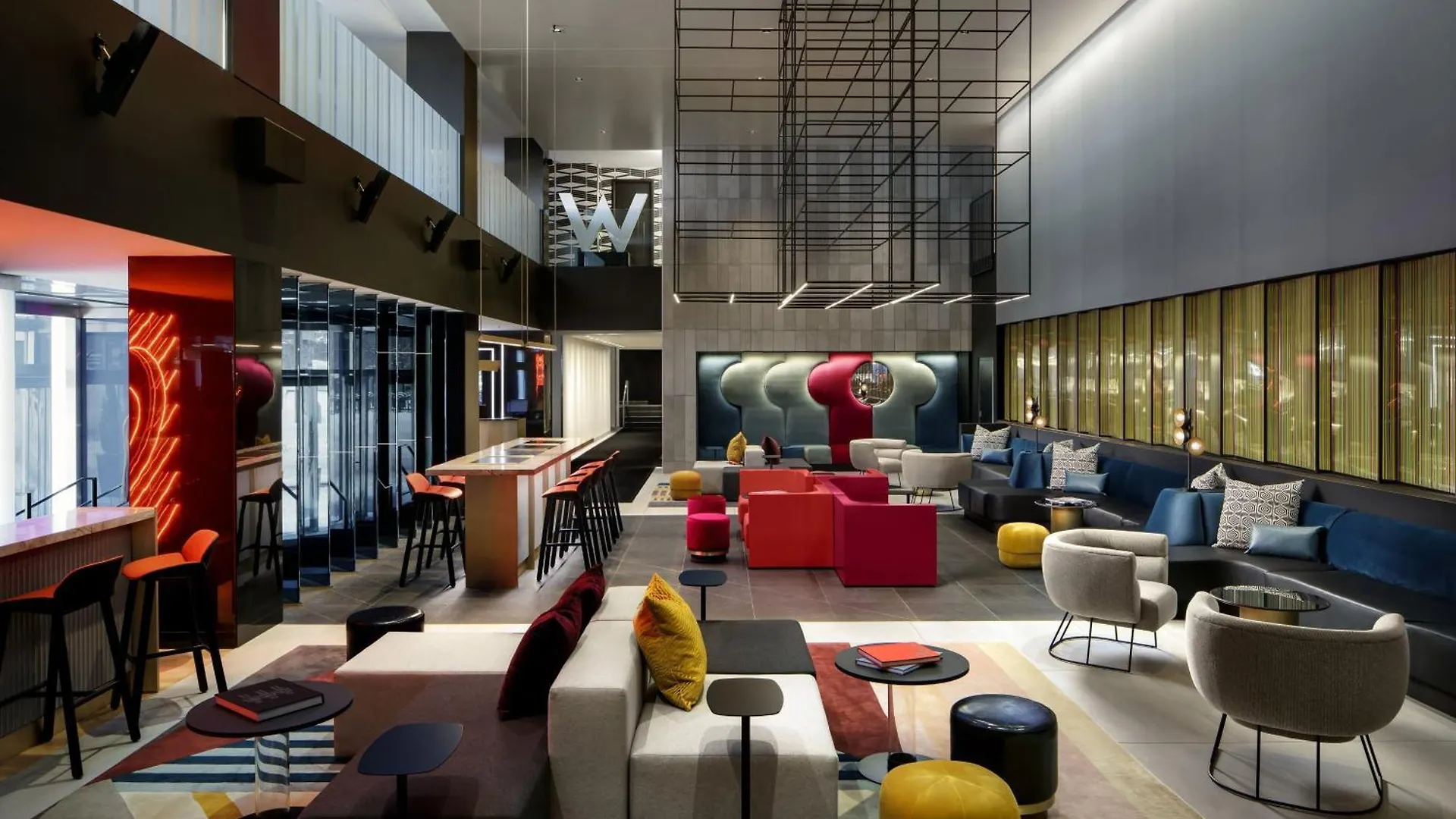 W Montreal Hotel