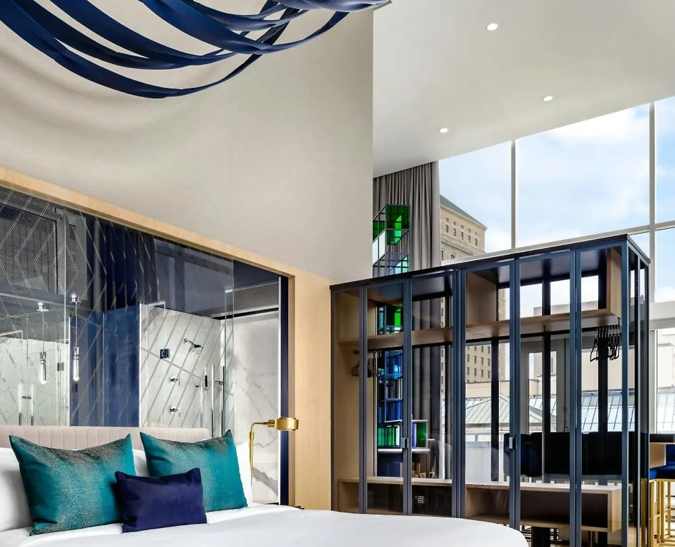 W Montreal Hotel